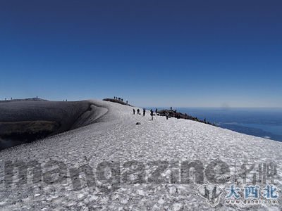 攀登活火山　维阿利亚的诱惑(组图)