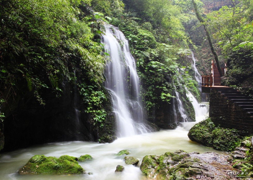 风景区黑山谷