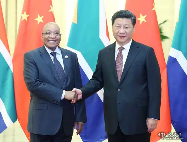 2015年9月4日，国家主席习近平在北京人民大会堂会见南非总统祖马