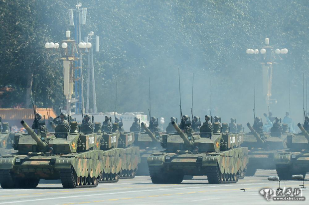 67年华诞续写英雄史诗 习近平领航强国强军新征程