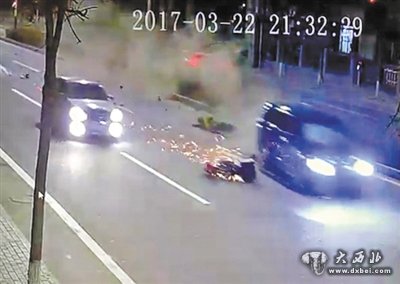 汽修厂老板私驾客户车 撞死快递小哥后逃逸 事发14小时后自首