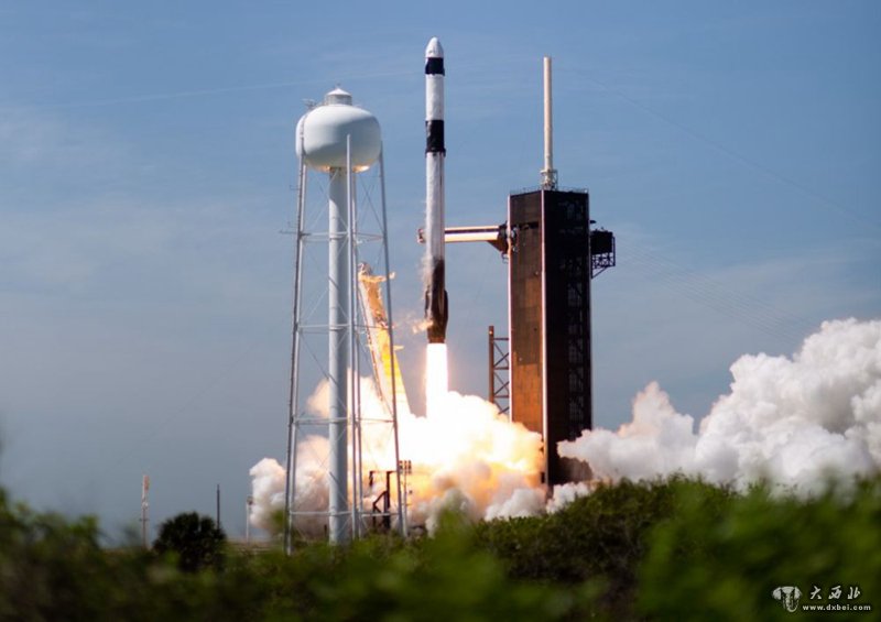 SpaceX“猎鹰9”再为美国